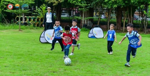 亿融配资 幼儿园怎么玩？粤港澳教育界在南沙共同研讨→